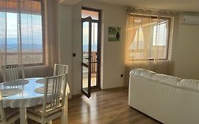 Bella Vista Holiday Home 24H Check In
